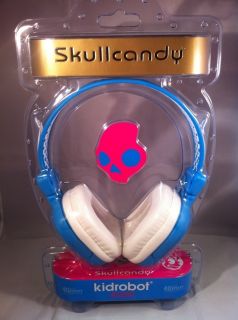 Kidrobot Skullcandy Agent Headphones Blue