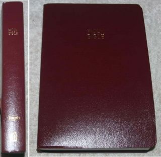 Holy Bible New King James LARGE PRINT Center Column Reference Version