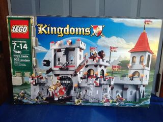 NEW LEGO Kingdom Kings Caste 7946 Playset SEALED