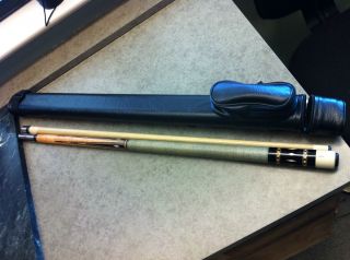 Early 90s Schon SP 30 Pool Cue with Case Joint Protectors 19 75 Oz
