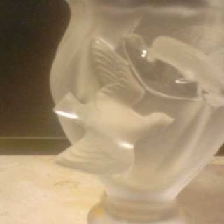 Lalique Bird “Rosine “ Vase Excellent Condition Make Resonable