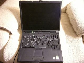 Dell Latitude C840 Laptop Computer fo R Parts not Working