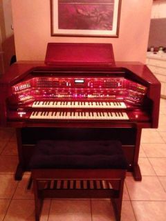 Lowrey LX 500 Celebration Organ Cherry Wood Great Condition