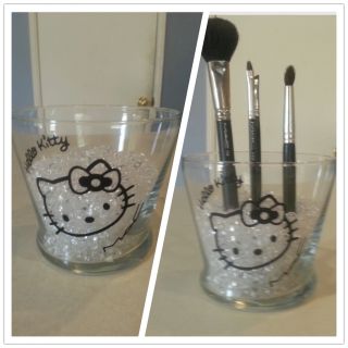 Hello Kitty Inspired Mac Makeup Brush Holder