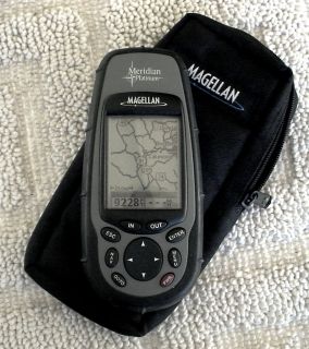 Magellan Meridian Platinum GPS Receiver with Magellan Case