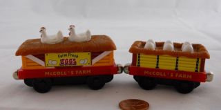Diecast Take Along Thomas McColls Farm Egg and Chicken Cars