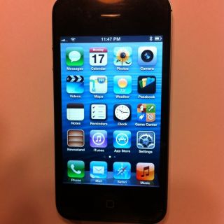 Apple iPhone 4   8GB   Black (Verizon) Smartphone (MD439LL/A) BAD ESN