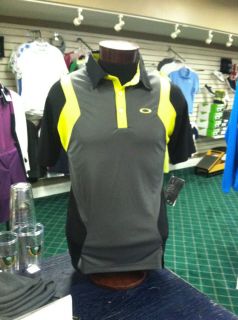 New 2012 Oakley Mens Golf Polo Size S