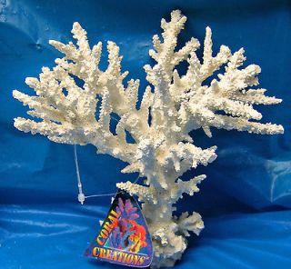 ON25412 WHITE BRANCH CORAL 7.5 POLYRESIN AQ ORNAMENT