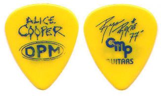 Alice Cooper Tour Guitar Pick  Ryan Roxie 77 yellow Dads Porno Mag