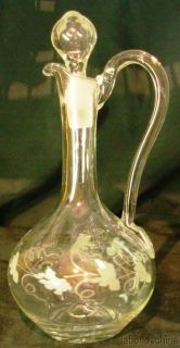 Glass Vintage Wine Decanter Acid Etched Leaf Vine