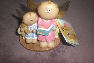KIRKS KRITTERS ANGEL CHEEKS CERAMIC Mom and son 2010 bed time story