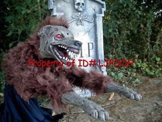 JUMPING WEREWOLF ANIMATED HALLOWEEN PROP DECORATION   LEAPING ATTACK