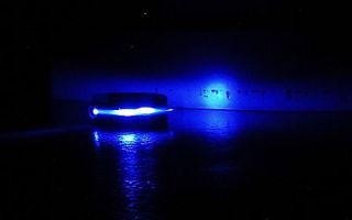 Skate Sharpener / Pond Hockey Puck / PUCK WITH LIGHTS (BLUE)