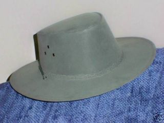EXTRA LARGE HAT SOAKA/SOAKER SOLID CROWN CHIN STRAP AUSSIE NWT