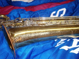 Buescher baritone sax 400 low A new case completly reconditioned 1