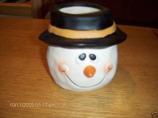 CRAZY MOUNTAIN CERAMIC SNOWMAN CANDLE 3 1/2X4 NEW