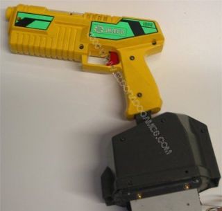1990 Jaleco Entertainment Alien Command Gun used