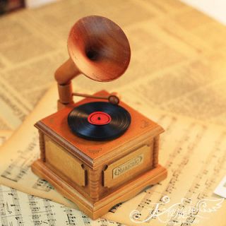 Retro Phonograph Style Clockwork Spring Movement Musical Music Box