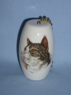 Cat Grey/White Tabby Light & Fan Pull Porcelain O