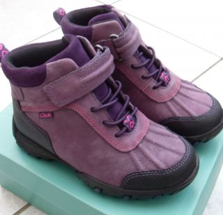 BNIB CLARKS Girls Purple Hiking Ankle Boots MUCKER GIRL