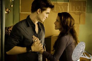 Saga: Bella Swans Engagement Ring   Edward Cullen. Uk Seller