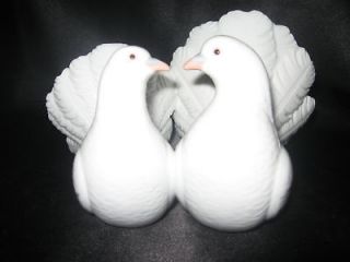 Gorgeous Lladro 1169 COUPLE OF DOVES   MINT CONDITION Free US