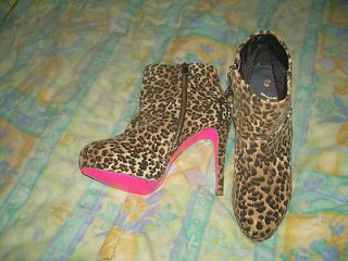 NEW ATMOSPHERE LEOPARD SKIN PLATFORM ANKLE BOOT WITH PINK SOLES SIZE 7