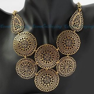 Vintage Golden Round Hollow Flower Pendant Collar Bib Necklace Jewelry