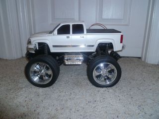 Lane Silverado HD RC with Spinning Rims and Lift Kit Very RARE