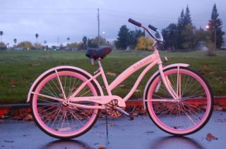 Womens beach bike, white / pink rims, adult size, leather grips, WITH