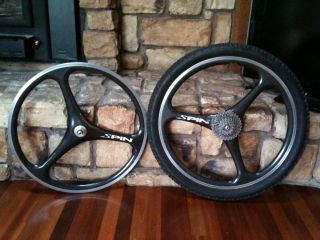 Spin Carbon Tri Spoke Mountain Bike Wheels