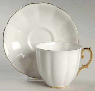 Royal Albert Roa8 Flat Cup & Saucer Set, Fine China Dinnerware   White, Gold Tri