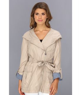Jessica Simpson Asymmetrical Zip w/ Exaggerated Hood Womens Coat (Beige)