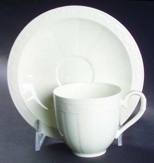 Villeroy & Boch Cameo White (Weiss) Flat Cup & Saucer Set, Fine China Dinnerware