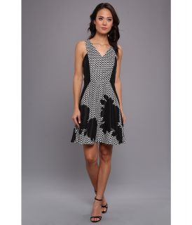 Vince Camuto Printed Fit Flare Dress w/ Contrast Sides Womens Dress (Black)
